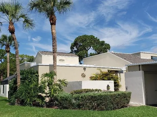 2713 Horseshoe Ct #O-3, Sarasota, FL 34235