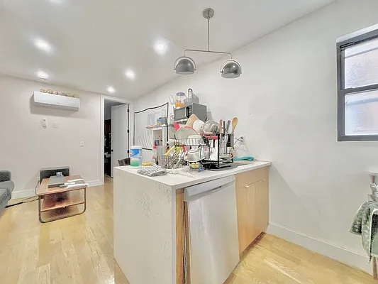 Rented by Doorway NYC, LLC | media 17