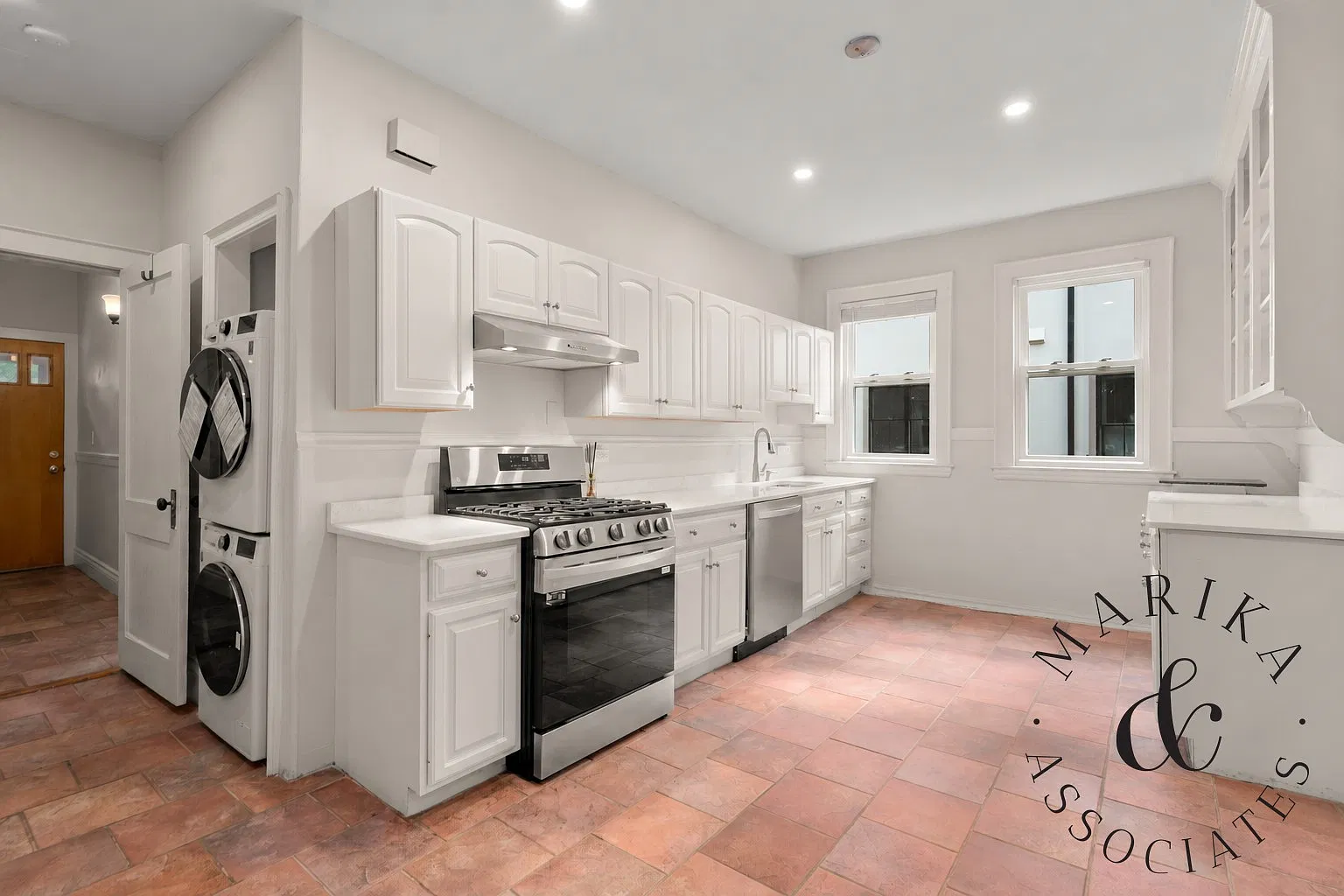 67 Green St — Photo 1