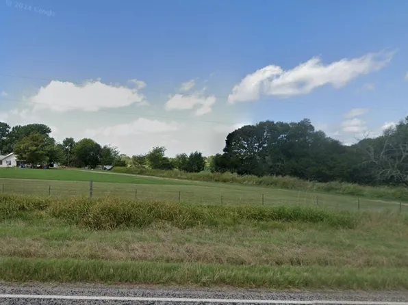 2020 Farm Road 909, Clarksville, TX 75426