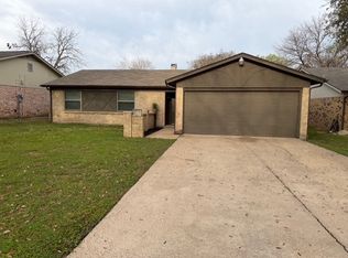 2512 Colleen Dr, Arlington, TX