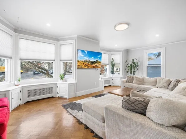 67 South Ave, Whitman, MA 02382