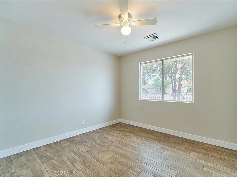 1286 Arctic Ave — Photo 15