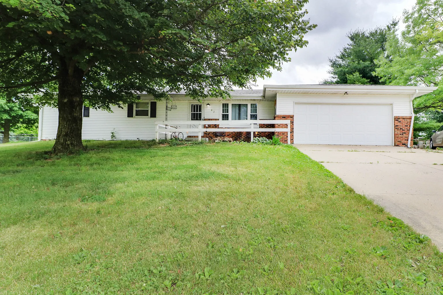 9313 Apollo Rd photo 1