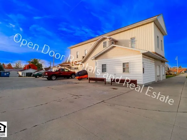 255 S Wayne St, Waterloo, IN