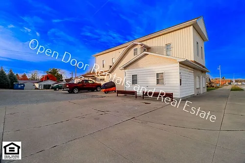 255 S Wayne St Photo 1