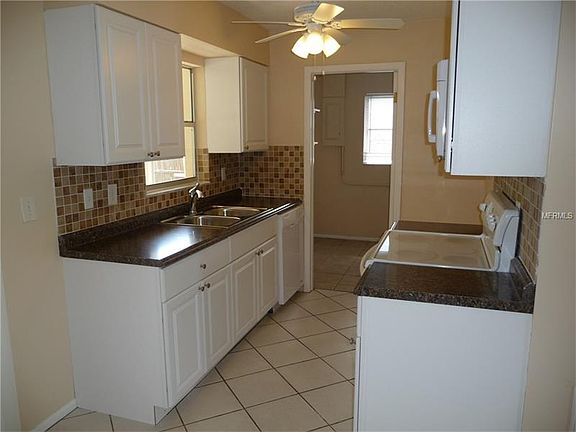 2nd image of 1149 Lodi Ave