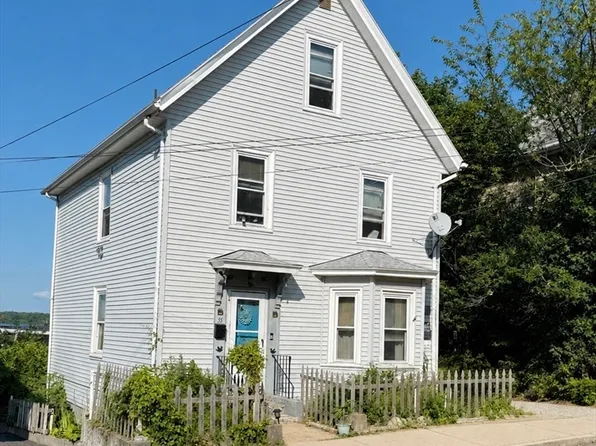 35 Ridgeway St, Lynn, MA 01902