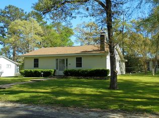 28 Woelfley Ln, Huntsville, TX 77320