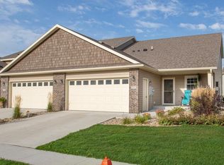 2701 Hawk Ridge Ct SE, Rochester, MN 55904