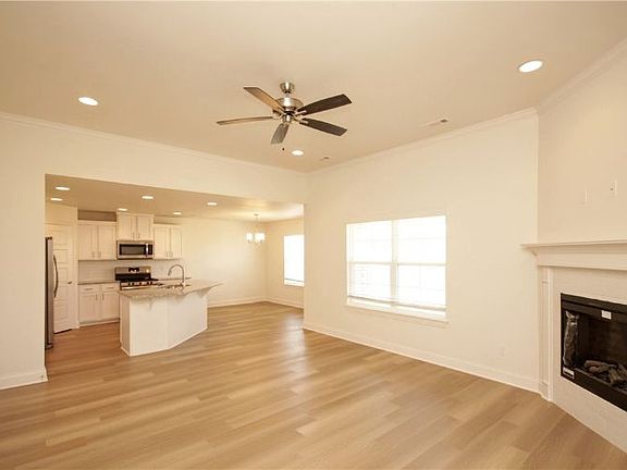 2nd image of 6002 SW Peaceful Ave