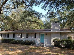 6690 Dearborn St, Milton, FL 32570