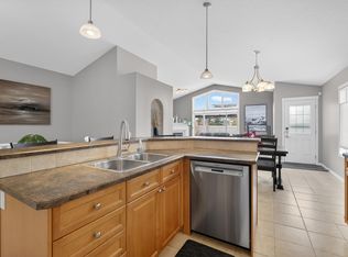 31 Bonin Cres, Beaumont, AB T4X1S1