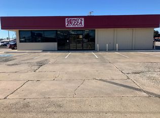 1701 N Broadway St, Poteau, OK 74953