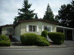 19502 Hollyhills Dr NE, Bothell, WA 98011