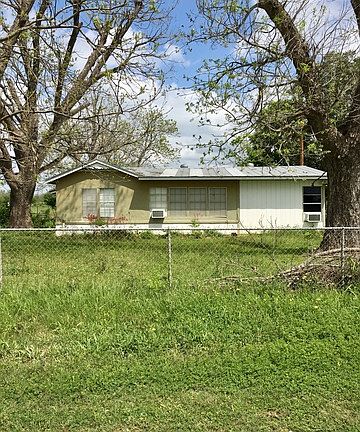 2nd image of 745 W County Road 674