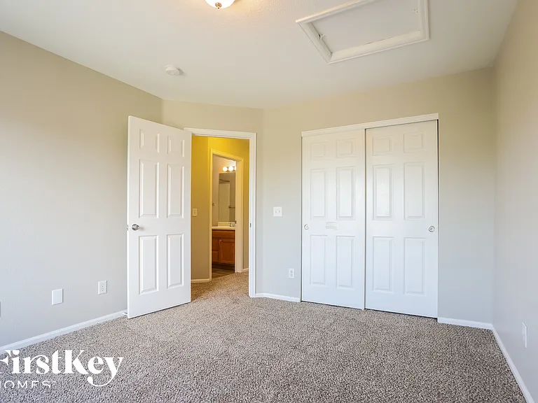 15440 March Pl — Photo 11