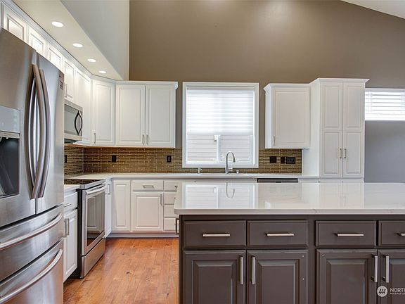 5th image of 7025 288th Street NW