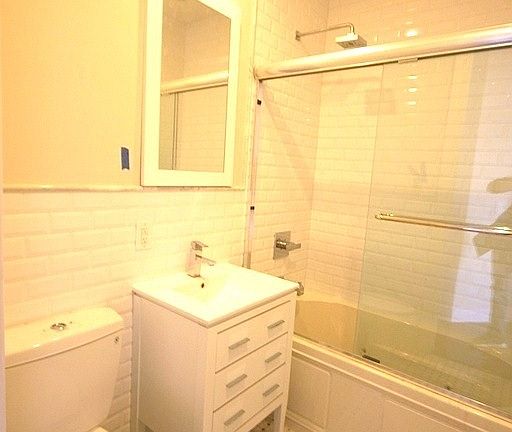 5th image of 386 Greene Ave APT 2
