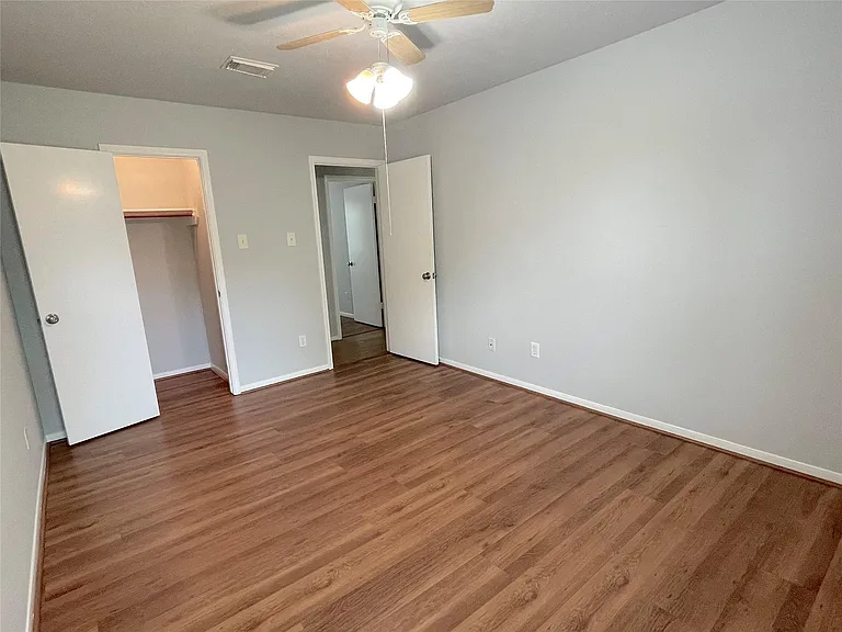8919 Diamond Lake Ln — Photo 9