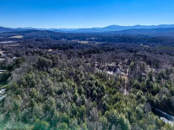 3 Mauney Cir, Blairsville, GA 30512