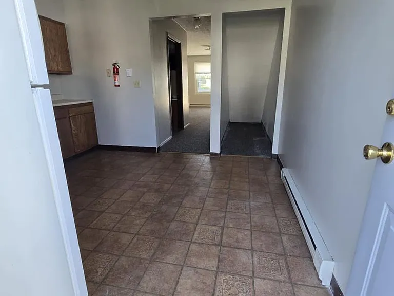 24 Paul St — Photo 2