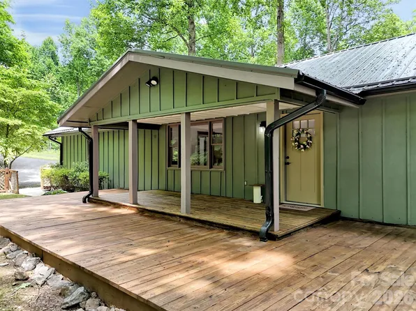 148 Cross Stitch Mtn, Sylva, NC 28779
