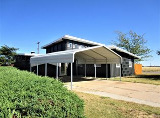 1100 Sandlewood Dr, Pampa, TX 79065