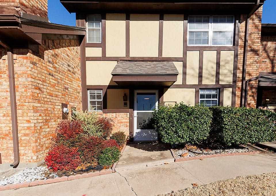 1st image of 4521 NE Bell Ave