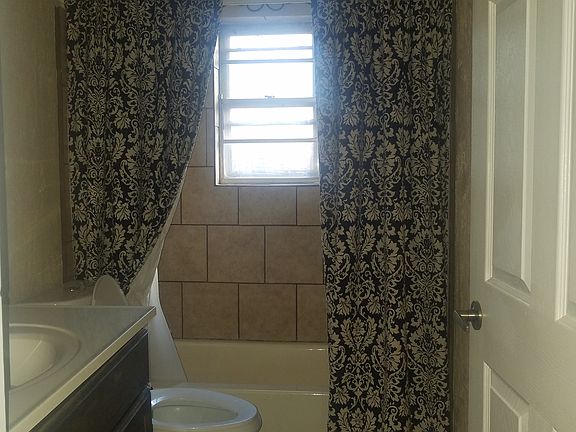 3rd image of 1208 47th Street Lubbock Tx