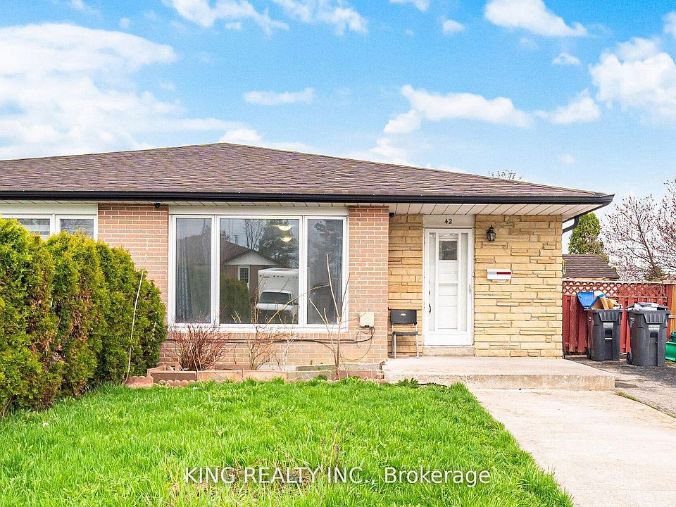 1st image of 42 Flamingo Cres