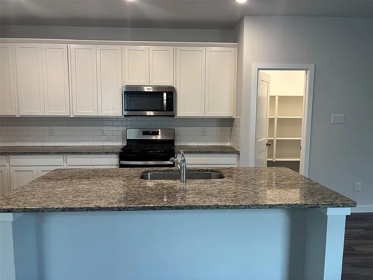 5735 Blue Grama Dr — Photo 18