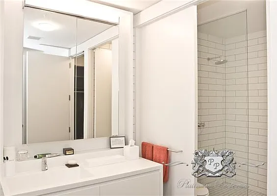 Sold by Platinum Properties | media 4