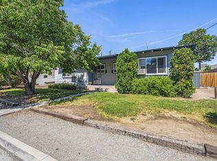 1320 Mackay Ct, Reno, NV 89503