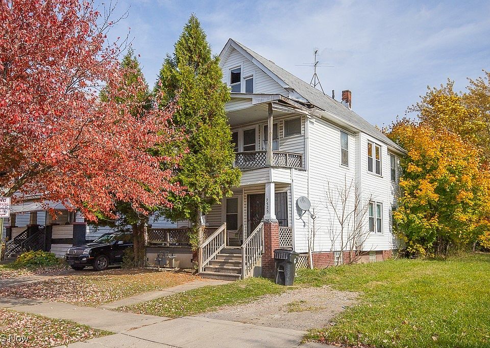 1st image of 3525 E 133rd St