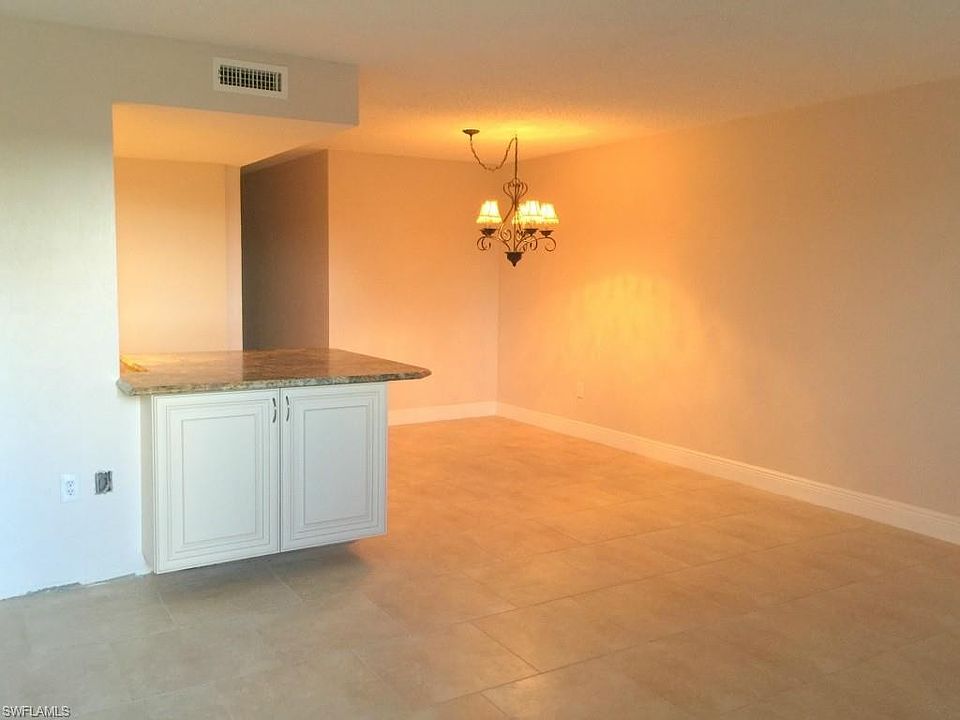 4906 Victoria Dr Cape Coral FL Zillow