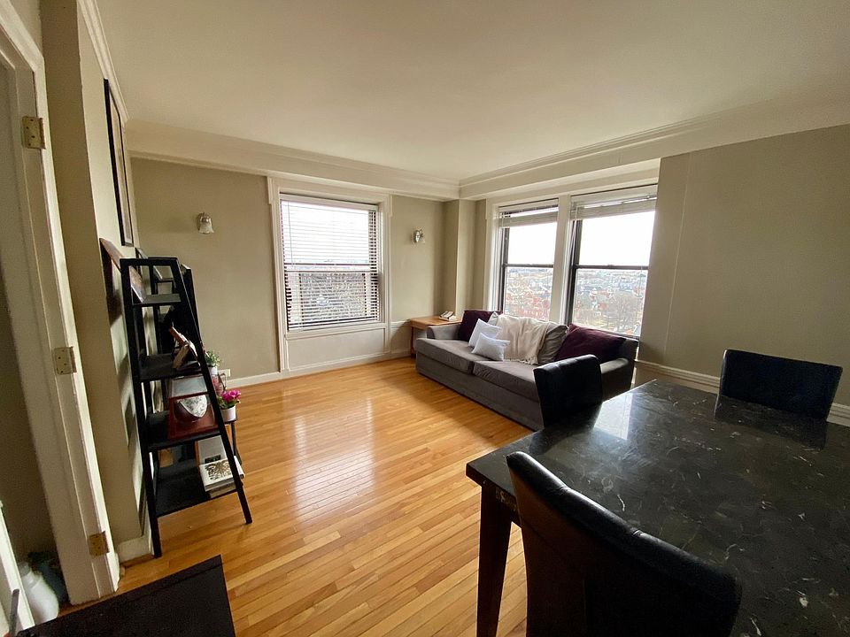 1st image of 15 E Kirby St APT 1129
