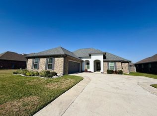 3235 Finwood Dr, Lake Charles, LA 70607