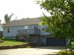 1847 N Woodland Ave, Fayetteville, AR 72703