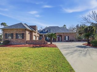 4817 Riverview Ln, Lake Charles, LA 70605
