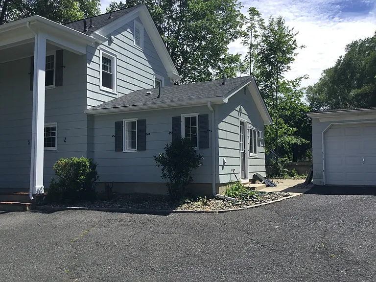 114 River Rd — Photo 8