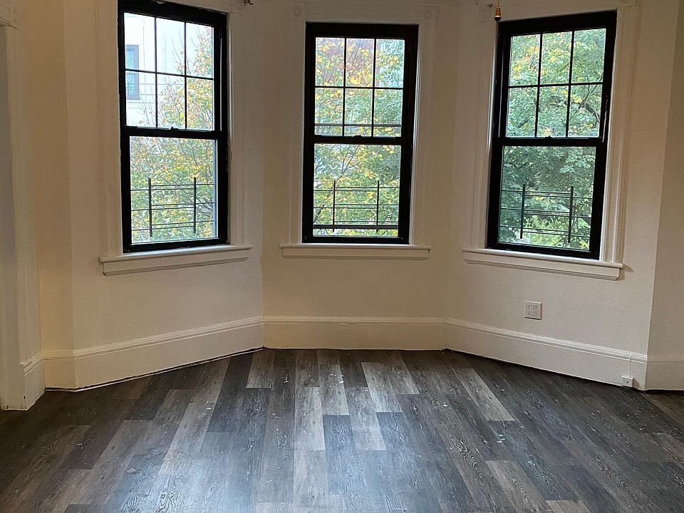 2nd image of 51 Cassidy Pl Floor 2