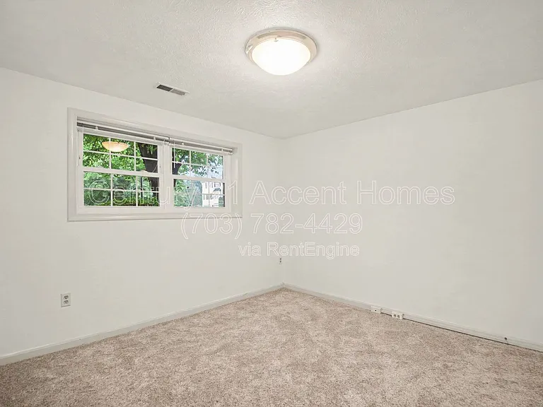 13601 Filly Ct — Photo 12