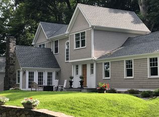 2 Cedar Gate Rd, Darien, CT 06820