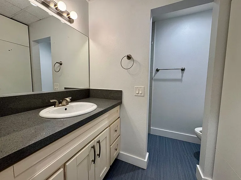 10751 Wilshire Blvd #1404 — Photo 8