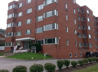 Shaker Heights on Van Aken, Beachwood, OH 44122