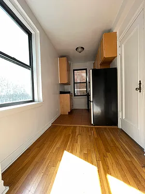 Rented by Bond New York | media 2