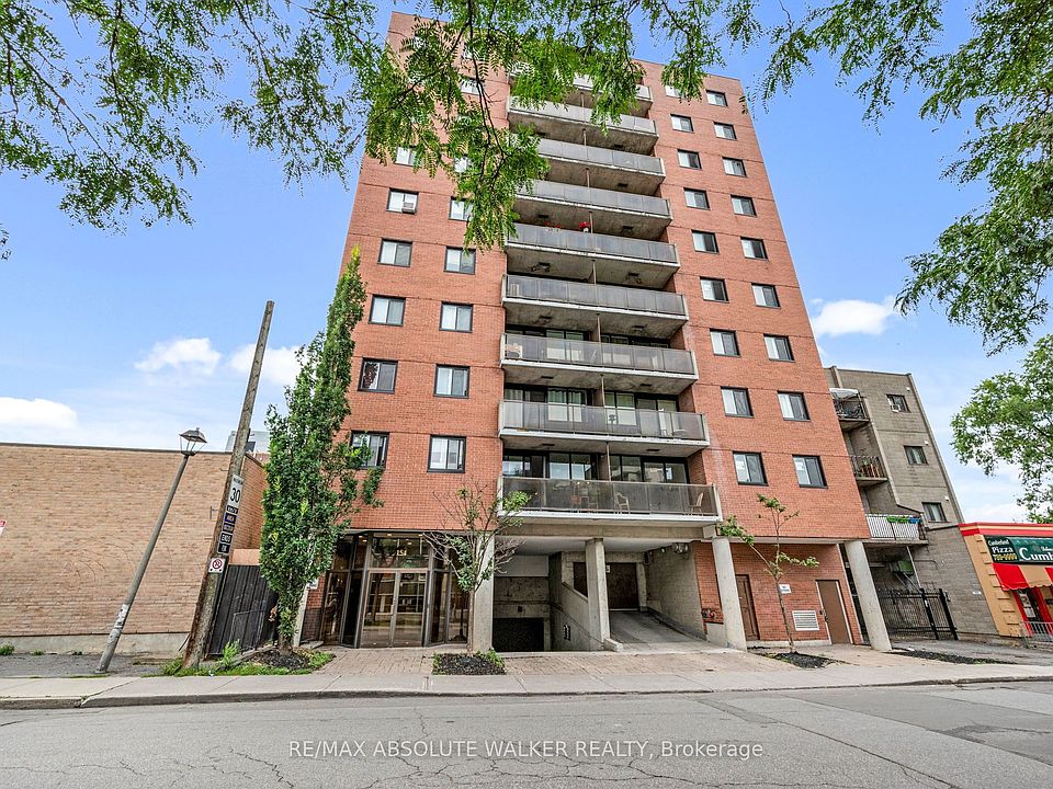 1st image of 154 Nelson St #902