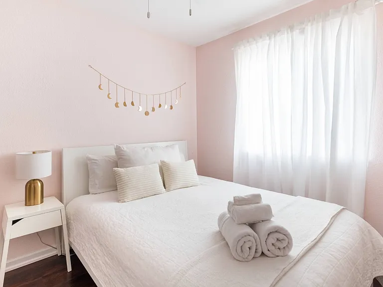 1377 W Alaska Pl — Photo 4