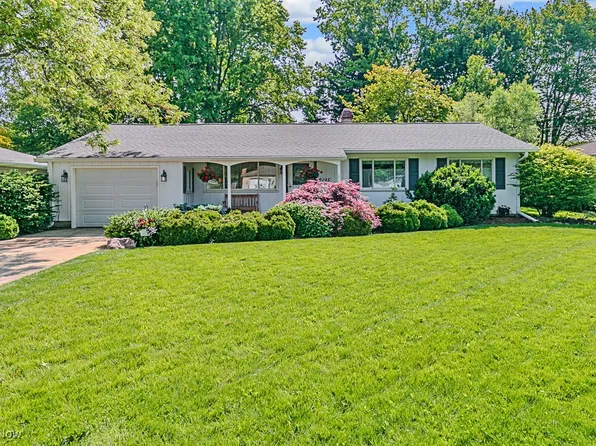 6195 Cambridge Park Dr, Mentor, OH 44060